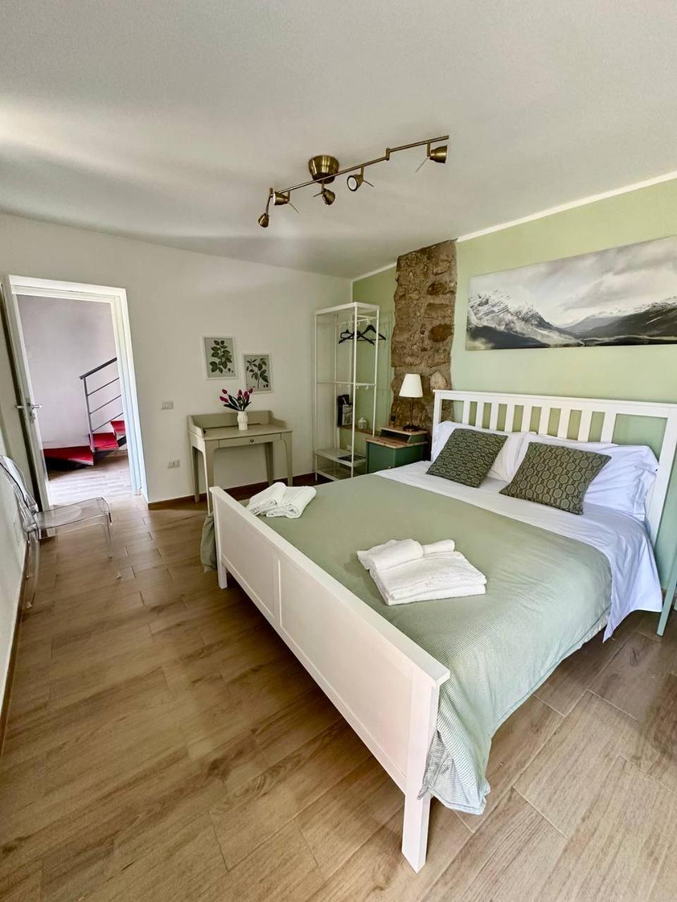Roba Albanisi Hotel Aragona Quarto foto